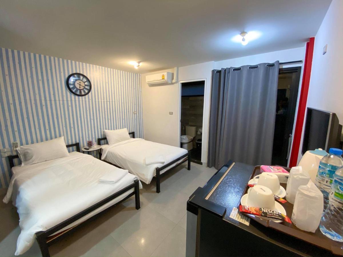 Beam House Hotel Patong Екстериор снимка